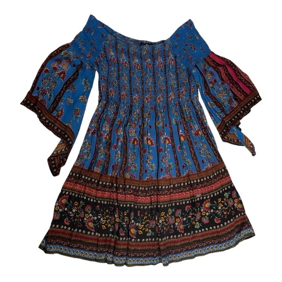 Altar'd State Angie Bell Sleeve boho Mini Dress size M smocked off shoulder - Picture 10 of 12
